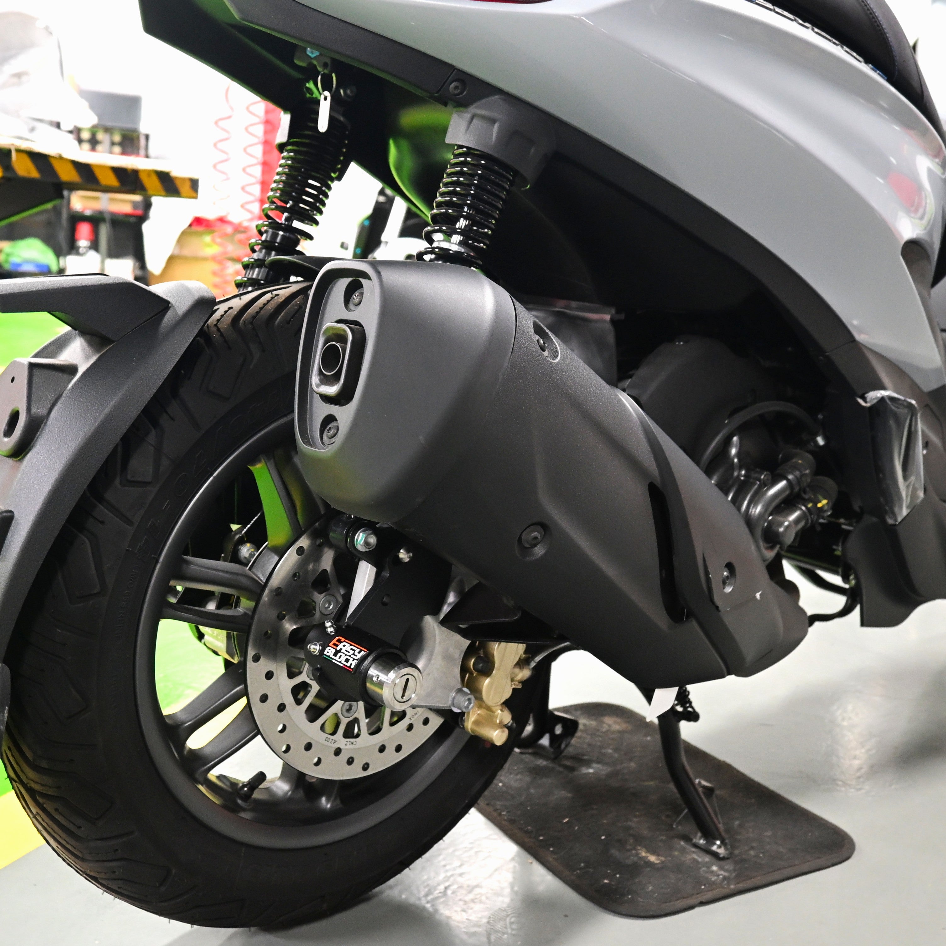 Beverly 300 \ 300 S \ 310